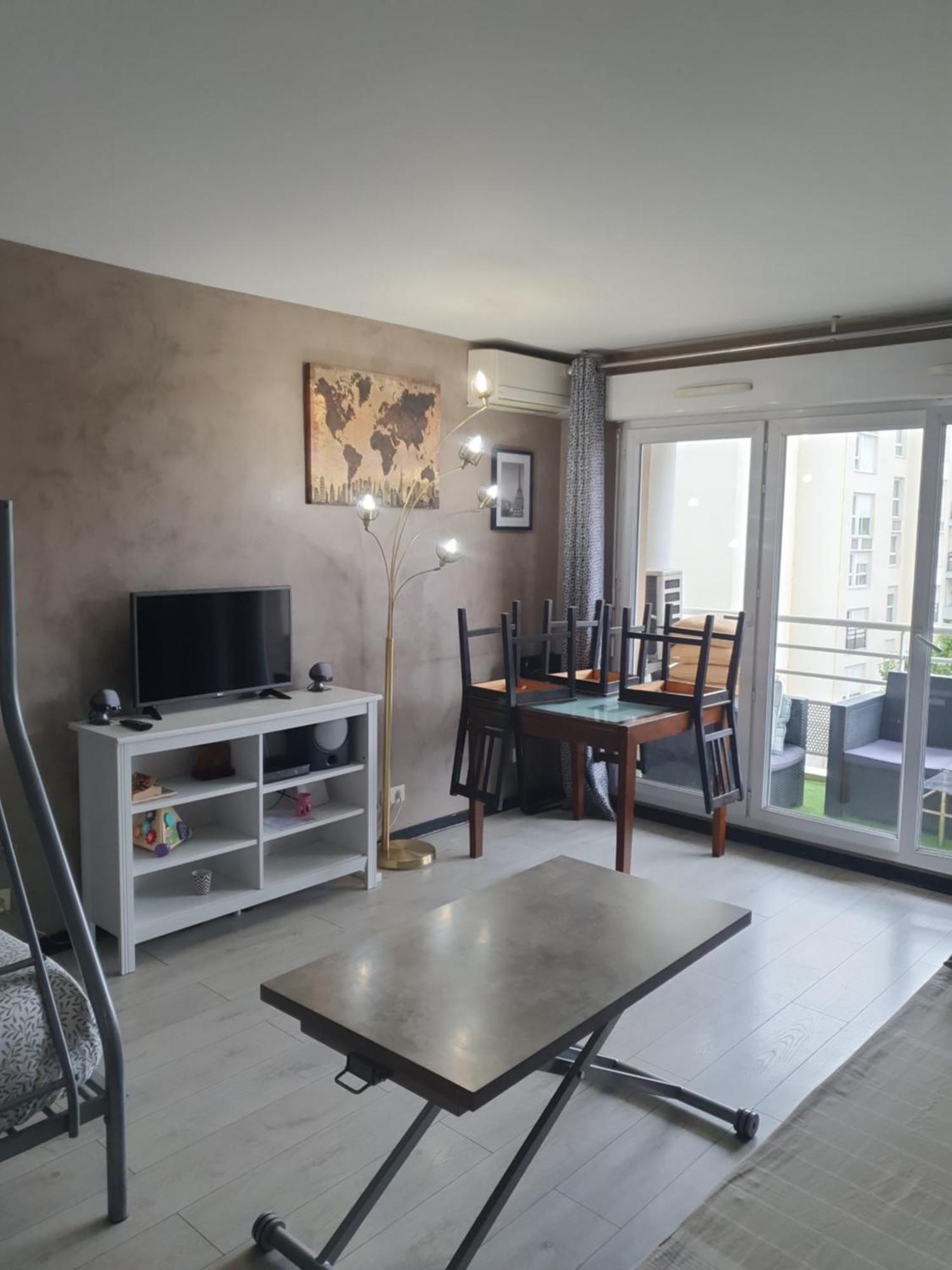 "Cosy & Modern" Logement Avec Parking Prive Et Proche Metro Paris ! Le Kremlin-Bicetre ภายนอก รูปภาพ